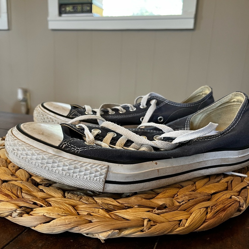 Navy Women’s Converse (or unisex)
